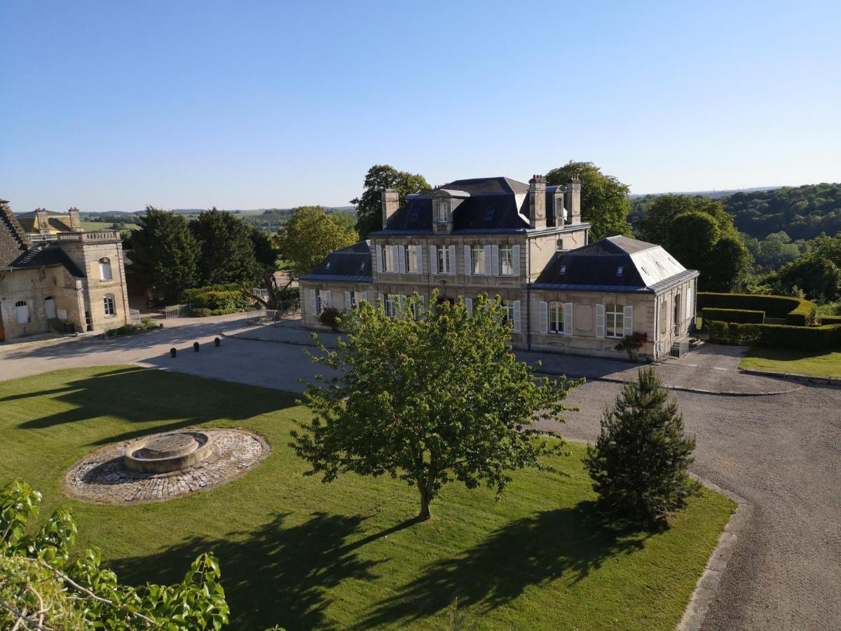 Grand gîte Carrière l'Evêque 9 chambres 15 personnes Septmonts Esterno foto