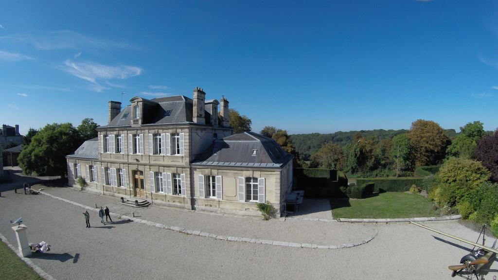Grand gîte Carrière l'Evêque 9 chambres 15 personnes Septmonts Esterno foto