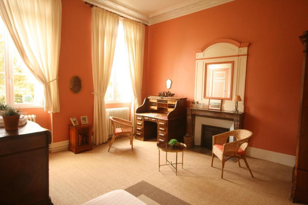 Grand gîte Carrière l'Evêque 9 chambres 15 personnes Septmonts Camera foto