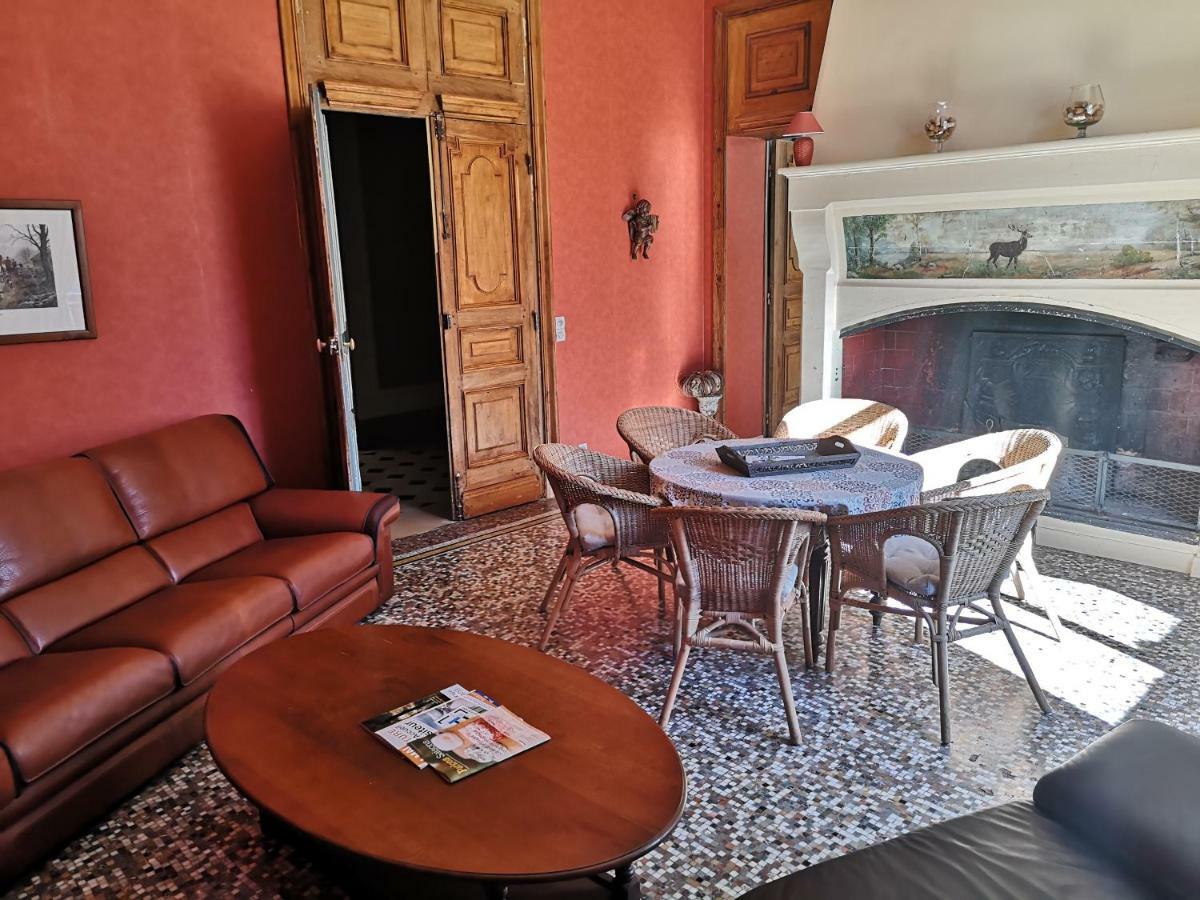Grand gîte Carrière l'Evêque 9 chambres 15 personnes Septmonts Esterno foto